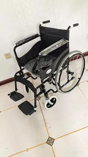 Léger Loisirs Pliant Mobilité Scooter Enfants Fauteuil Roulant Fauteuil Roulant Handicapé Manuel En Aluminium Équipement De Réadaptation Escalade Electrique Électrique